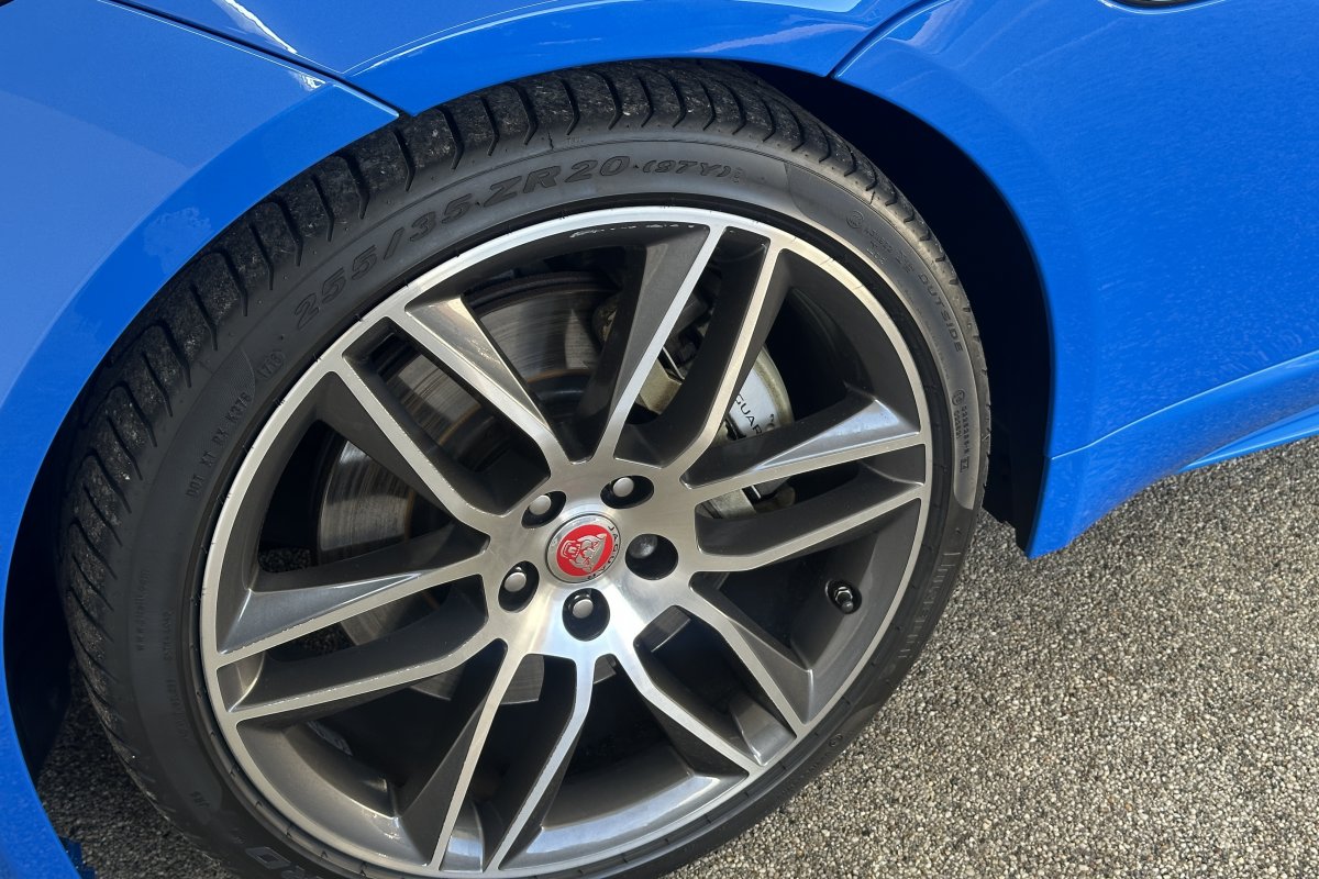 JAGUAR F-TYPE 2.0 DYNAMIC-R CON 2DR