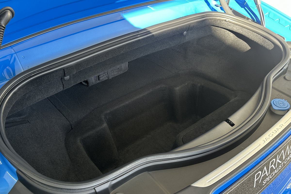 JAGUAR F-TYPE 2.0 DYNAMIC-R CON 2DR