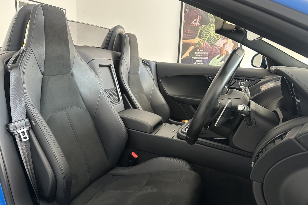 JAGUAR F-TYPE 2.0 DYNAMIC-R CON 2DR