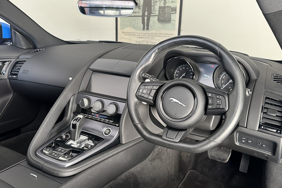 JAGUAR F-TYPE 2.0 DYNAMIC-R CON 2DR