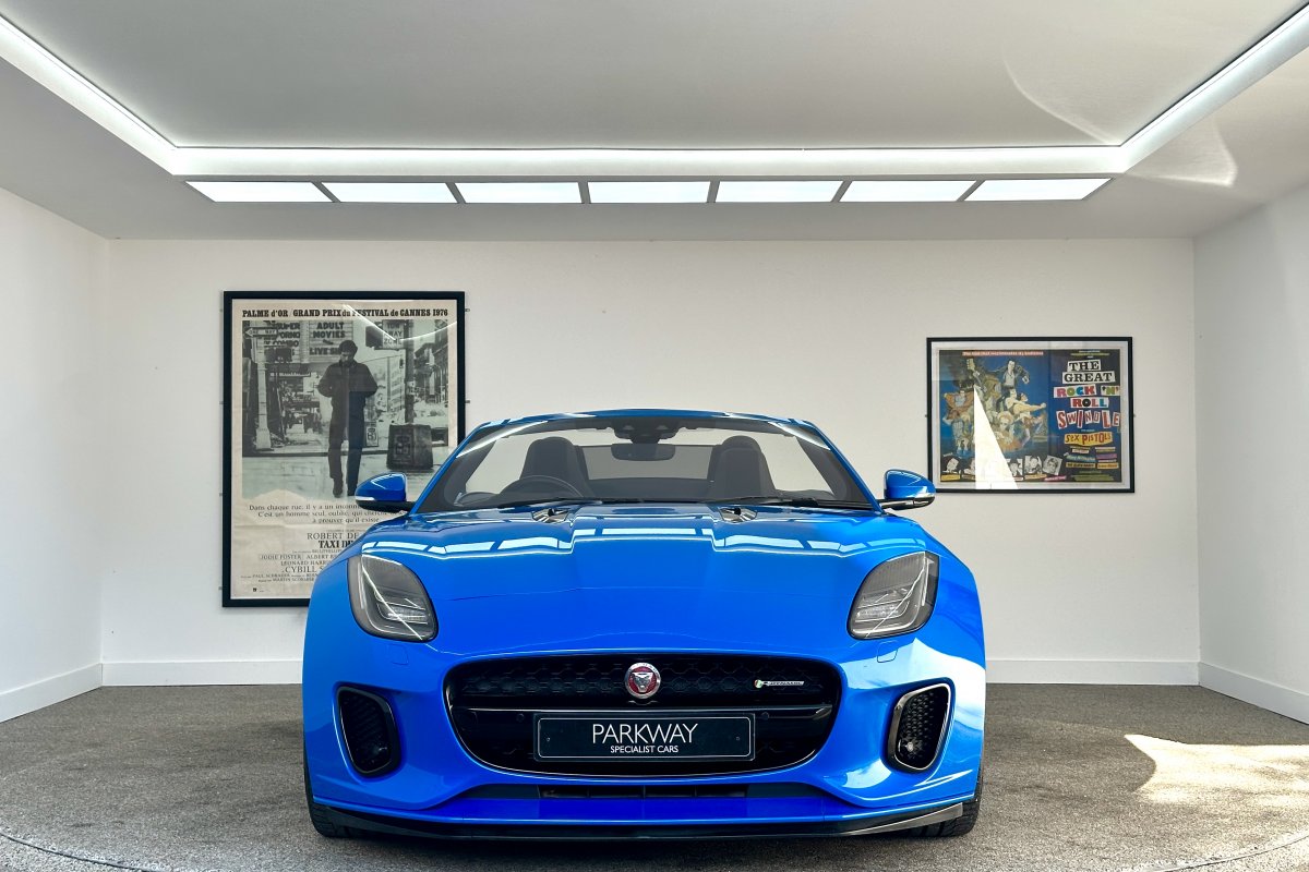 JAGUAR F-TYPE 2.0 DYNAMIC-R CON 2DR