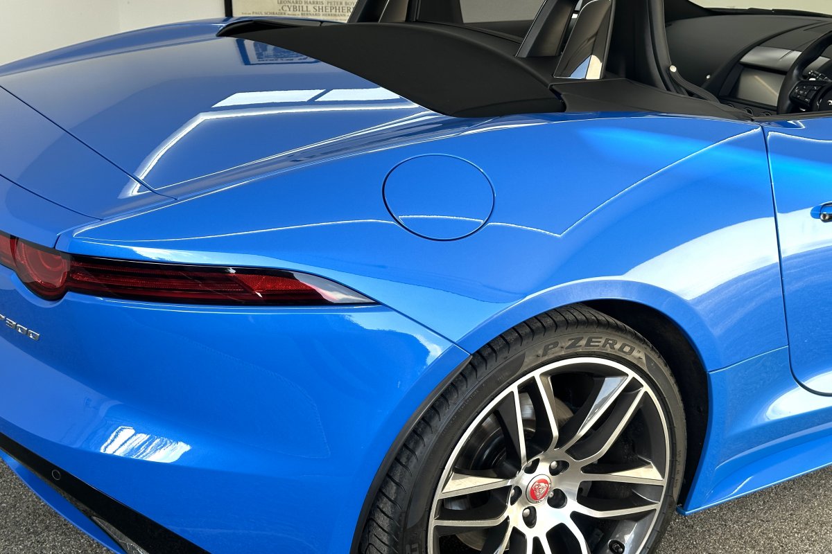 JAGUAR F-TYPE 2.0 DYNAMIC-R CON 2DR