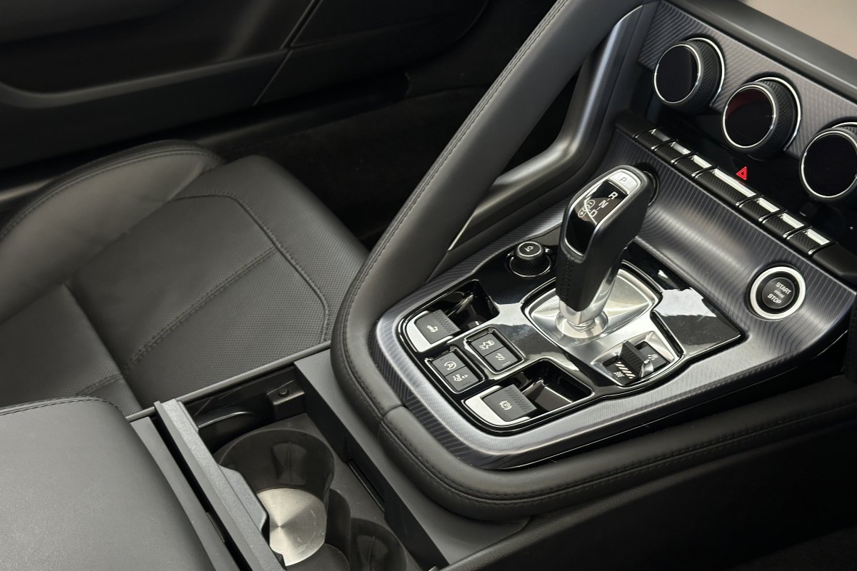 JAGUAR F-TYPE 5.0 V8 DYNAMIC-R CON AWD 2DR