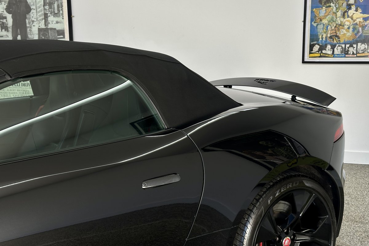 JAGUAR F-TYPE 5.0 V8 DYNAMIC-R CON AWD 2DR