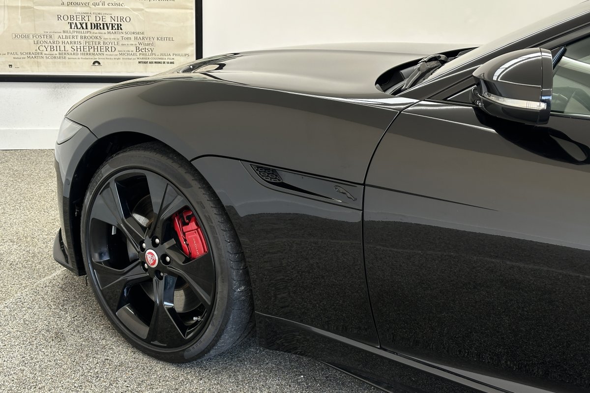 JAGUAR F-TYPE 5.0 V8 DYNAMIC-R CON AWD 2DR