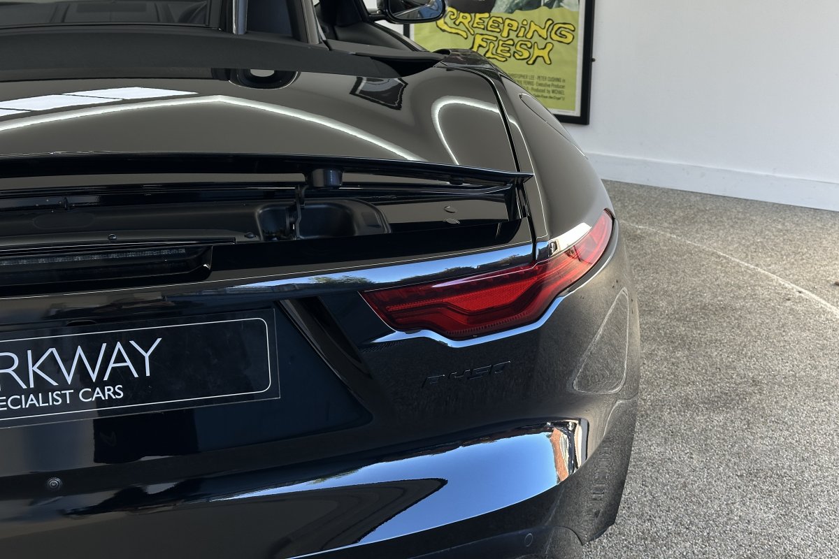 JAGUAR F-TYPE 5.0 V8 DYNAMIC-R CON AWD 2DR