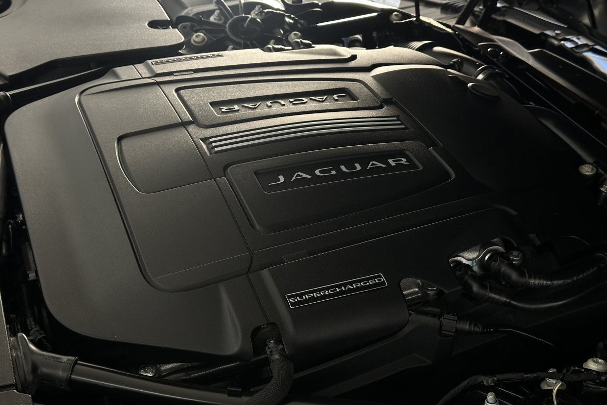 JAGUAR F-TYPE 5.0 V8 DYNAMIC-R CON AWD 2DR