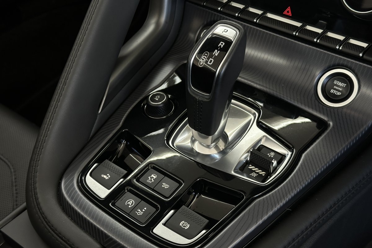 JAGUAR F-TYPE 5.0 V8 DYNAMIC-R CON AWD 2DR