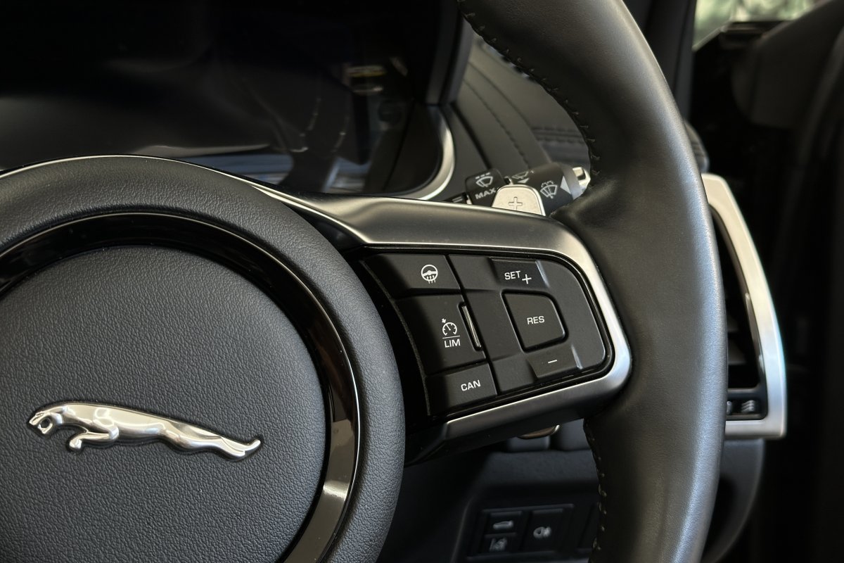 JAGUAR F-TYPE 5.0 V8 DYNAMIC-R CON AWD 2DR