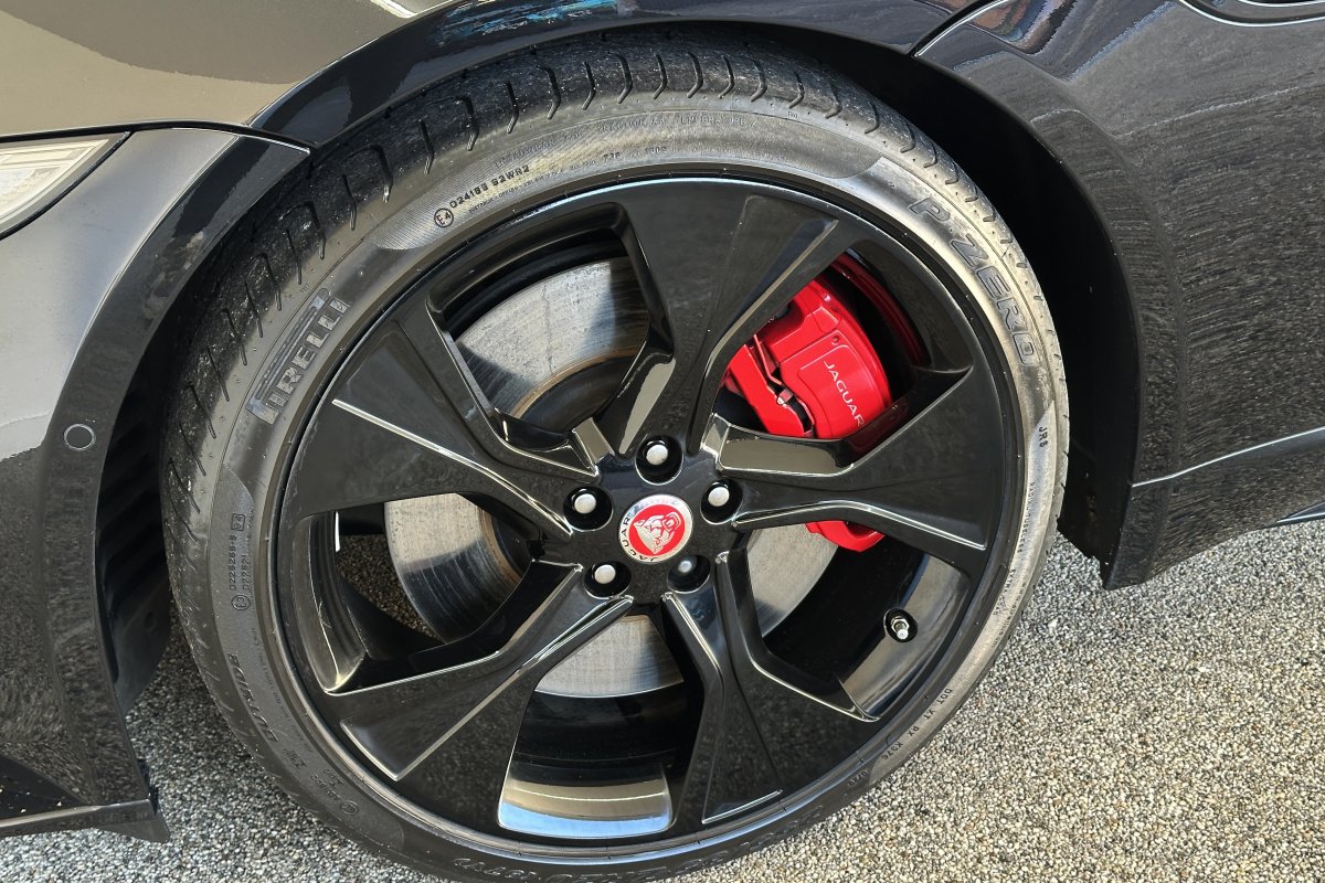 JAGUAR F-TYPE 5.0 V8 DYNAMIC-R CON AWD 2DR