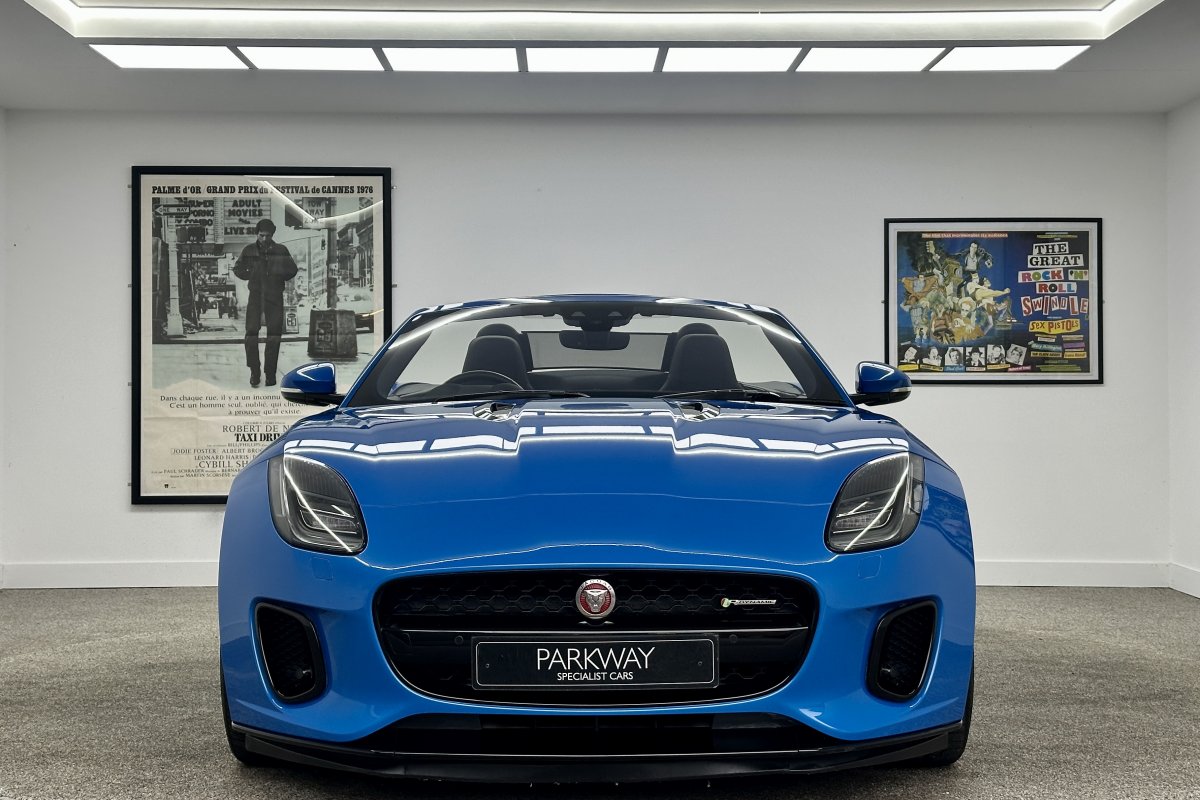 JAGUAR F-TYPE 2.0 P300 CONVERTIBLE