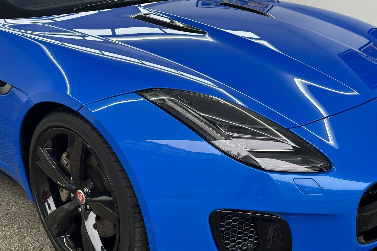 JAGUAR F-TYPE 2.0 P300 CONVERTIBLE