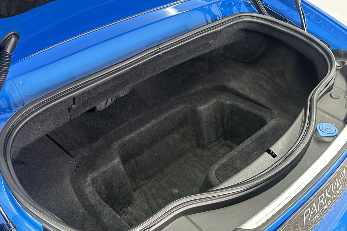 JAGUAR F-TYPE 2.0 P300 CONVERTIBLE