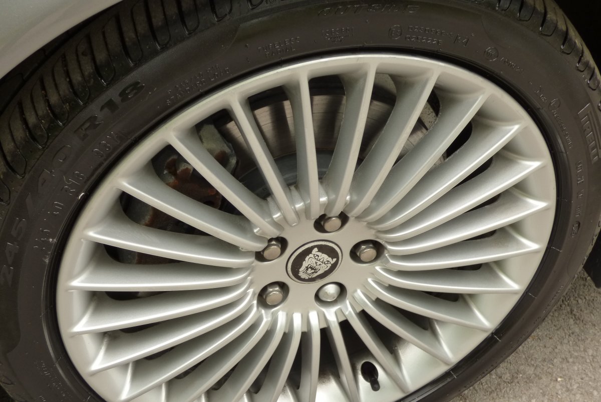 Jaguar s shop type mercury wheels