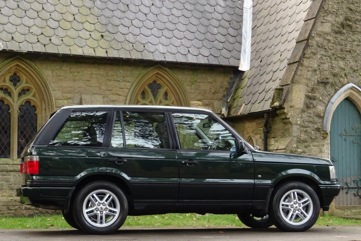 LAND ROVER RANGE ROVER P38 4.0 HSE 5DR