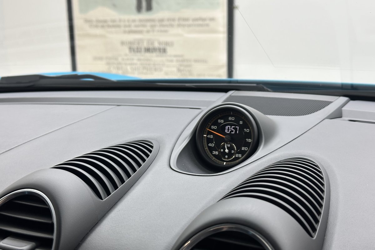 PORSCHE 718 CAYMAN GT4 MANUAL