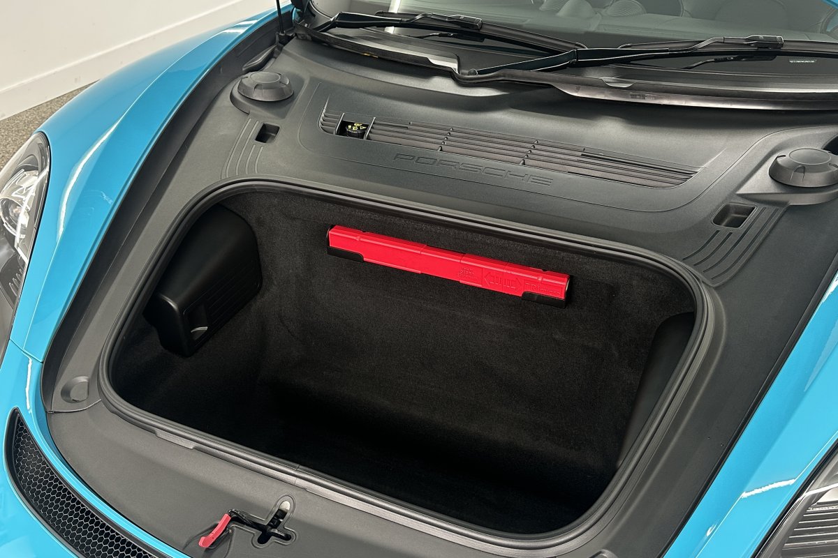 PORSCHE 718 CAYMAN GT4 MANUAL