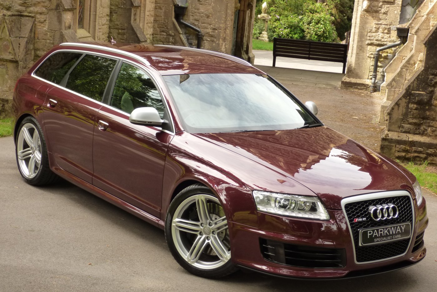 AUDI RS6 5.0 V10 AVANT PLUS EDITION