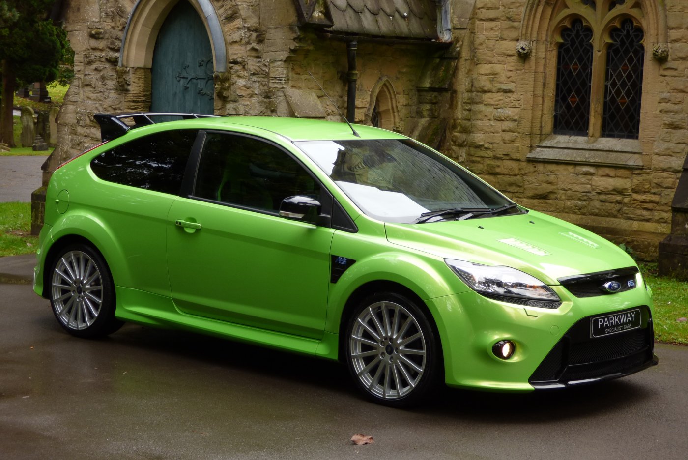 Ford Focus 2 розовый