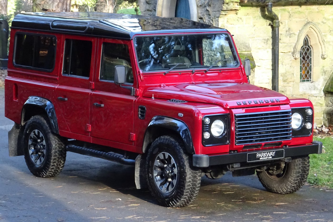 LAND ROVER DEFENDER 110 XS S/W 7 SEATS