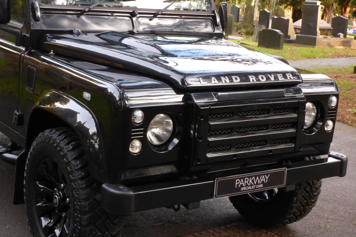 LAND ROVER DEFENDER 110 XS S/W LWB (No VAT)