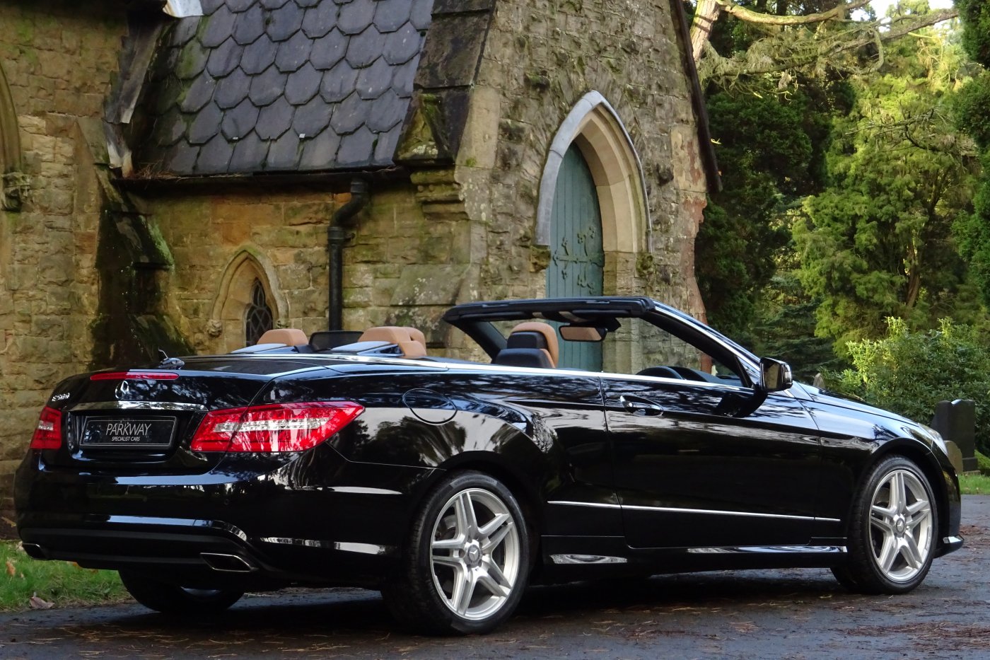 MERCEDES E500 5.5 V8 SPORT CONVERTIBLE 2DR