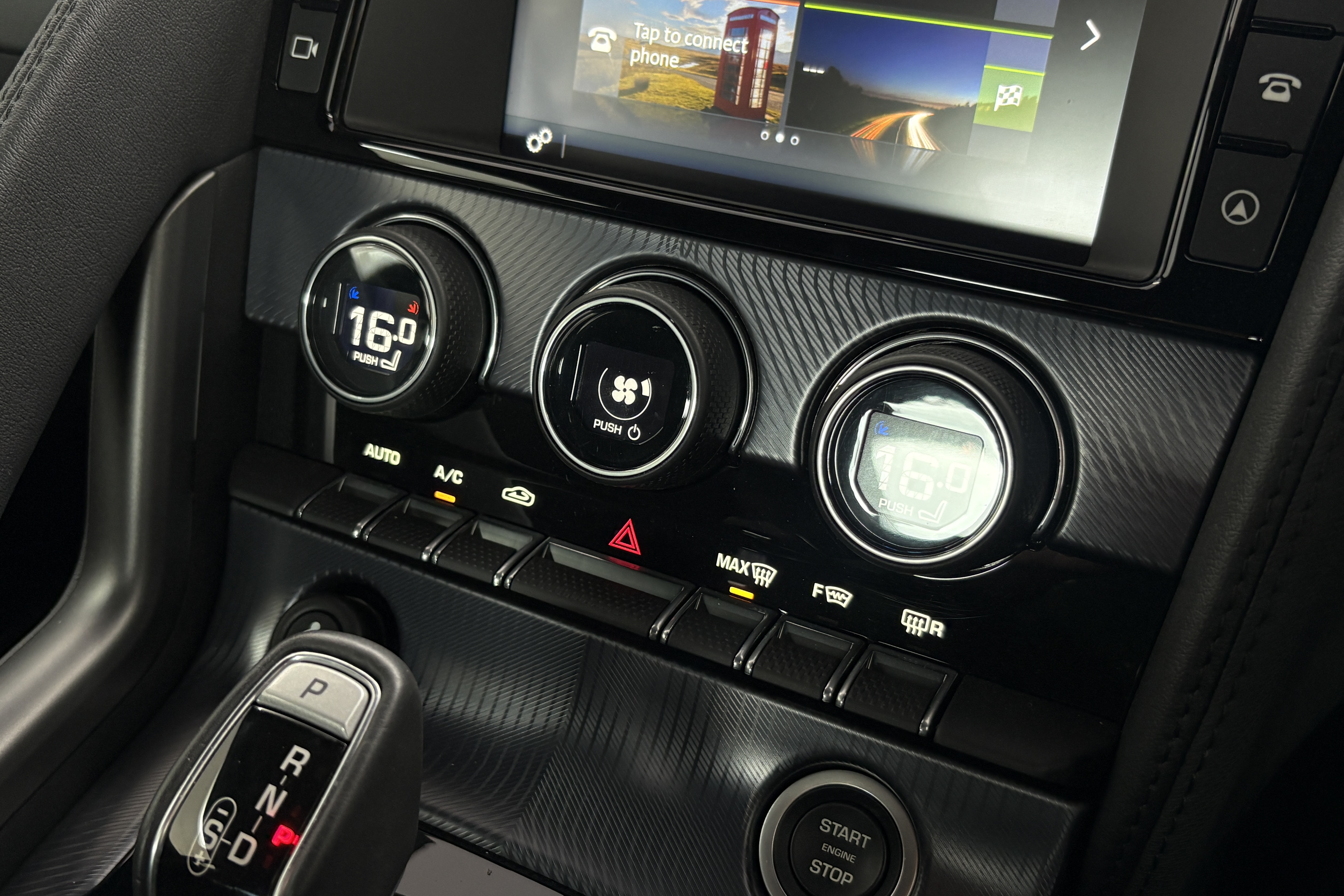 Interior 9