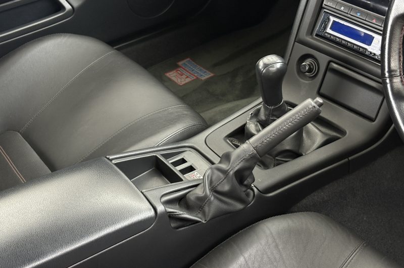 Interior 8