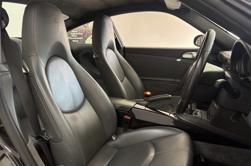Interior 13