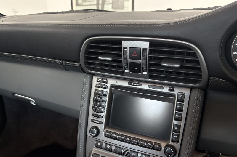 Interior 16