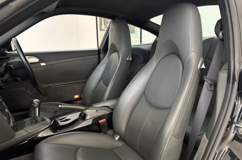 Interior 12