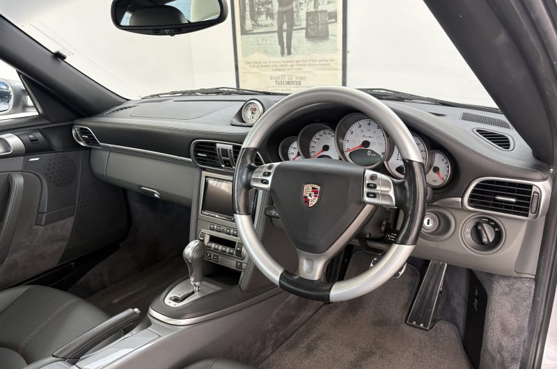 Interior 12