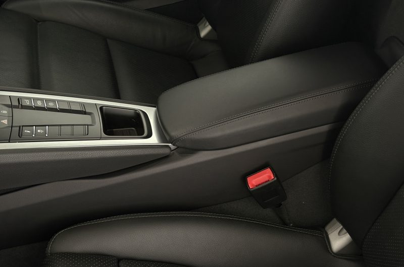 Interior 9