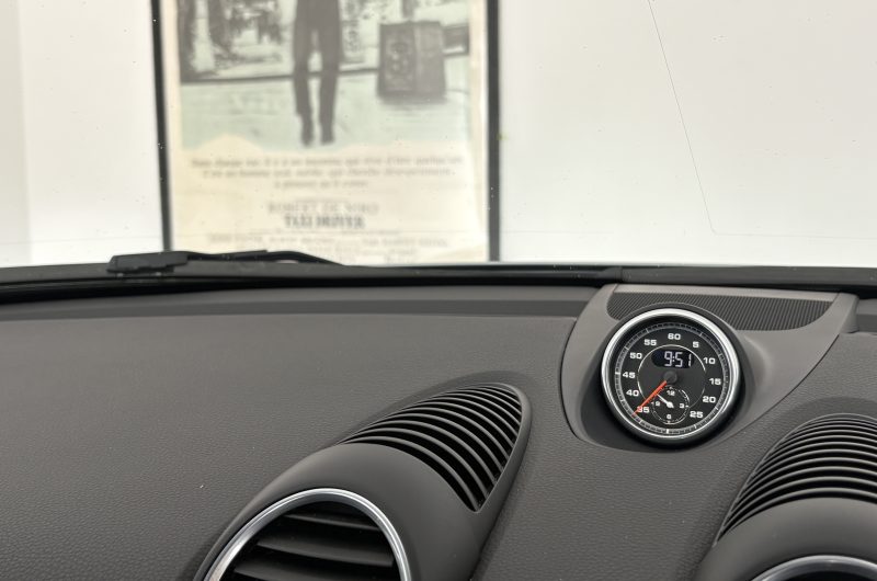 Interior 10