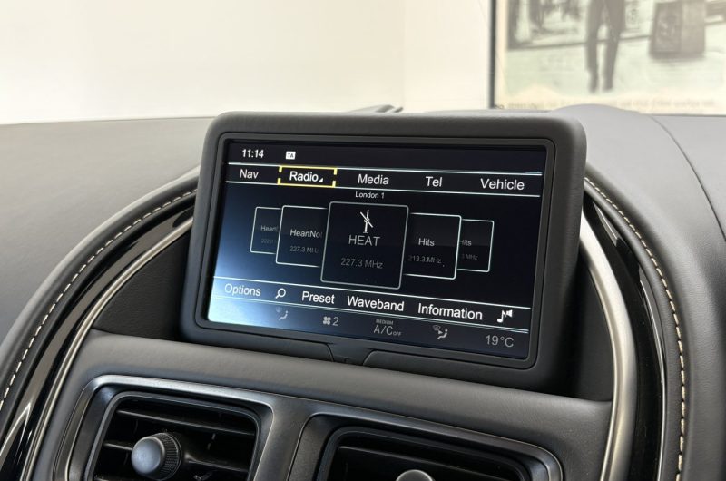 Interior 19