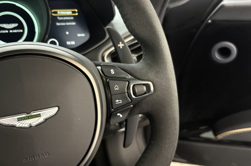 Interior 12