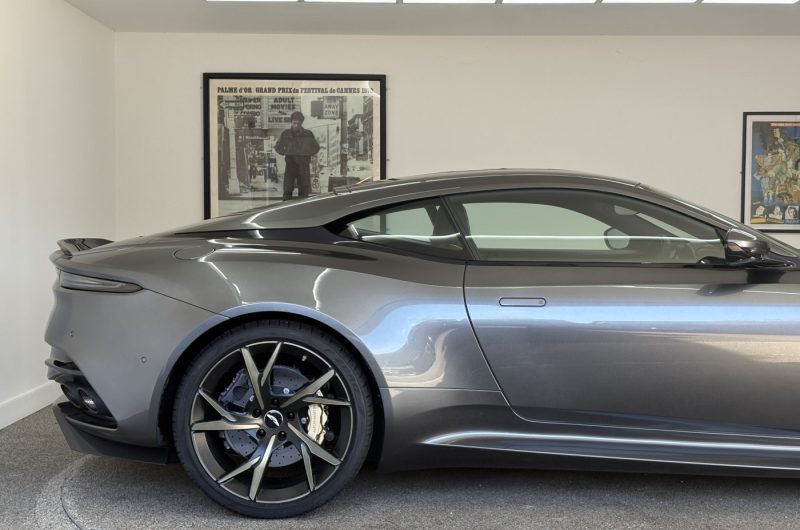 Exterior 7