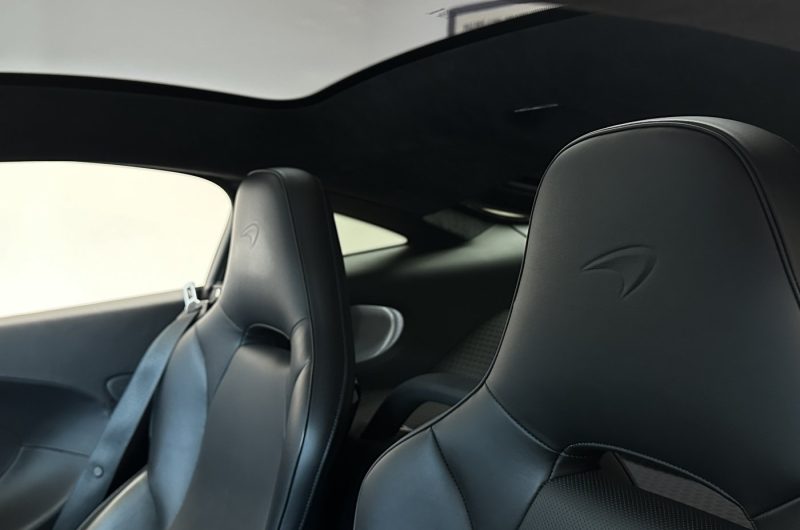 Interior 15
