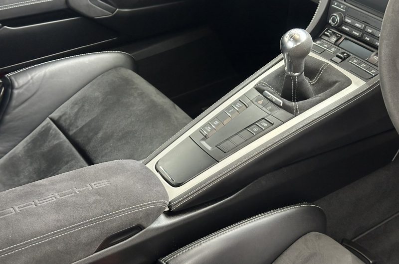 Interior 17