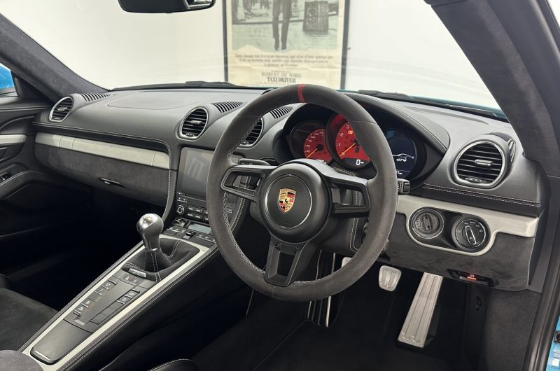 Interior 14