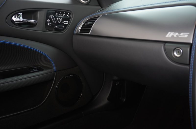 Interior 5