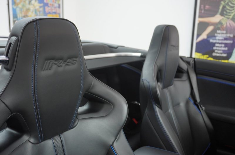 Interior 16
