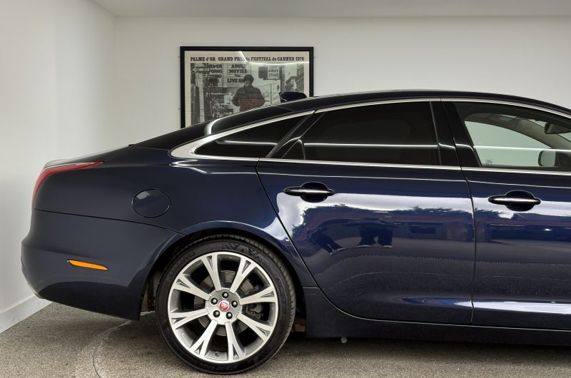 Exterior 9