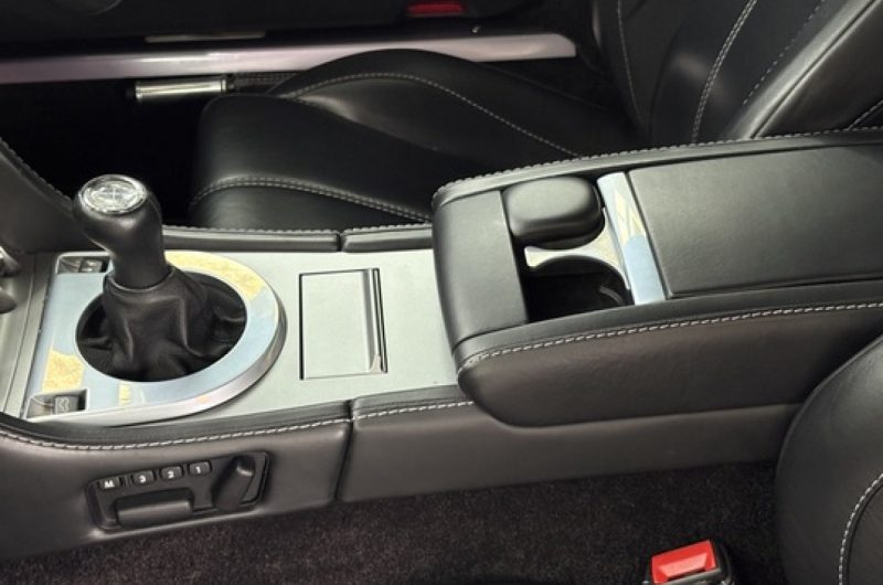 Interior 7