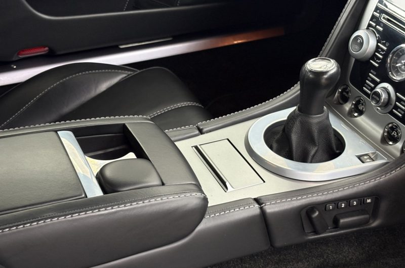 Interior 5