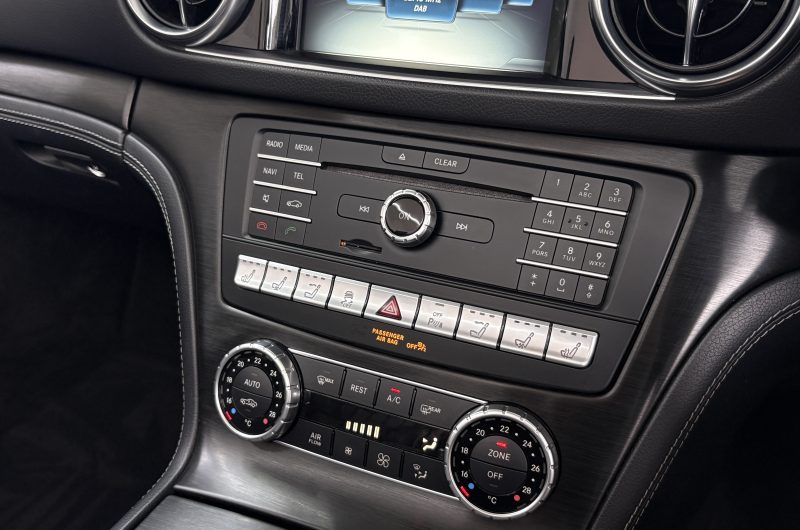 Interior 10