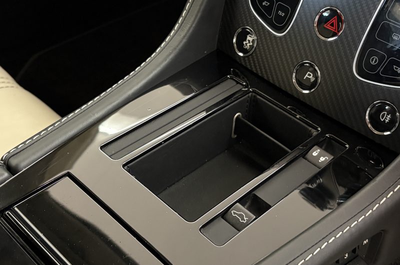 Interior 14