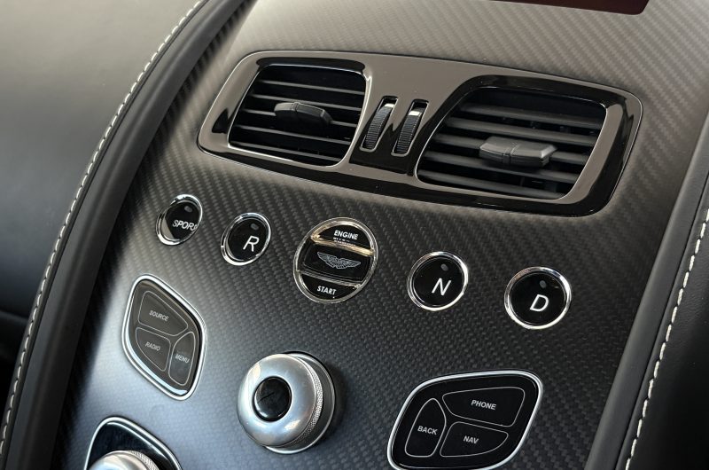 Interior 12