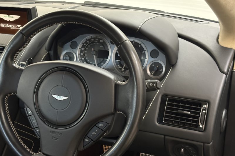 Interior 7