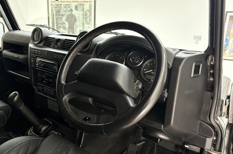 Interior 6